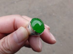 ほうかん翡翠（ヒスイ）ルース