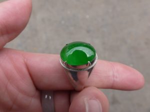 ほうかん翡翠（ヒスイ）ルース