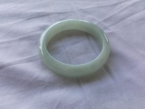 翡翠（ヒスイ）バングル