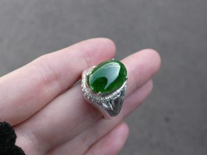 ろうかん翡翠ルース