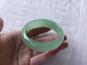 高級氷翡翠バングル
