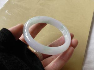 ラベンダー翡翠バングル