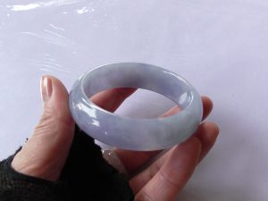 ラベンダー翡翠バングル