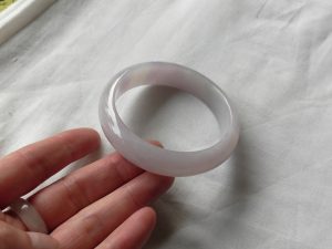 ラベンダー翡翠バングル