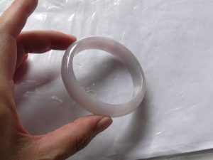 ラベンダー翡翠バングル