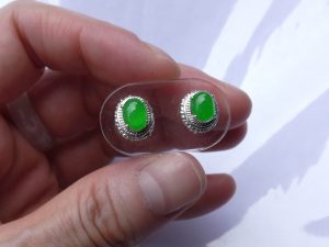 ろうかん翡翠ペアルース