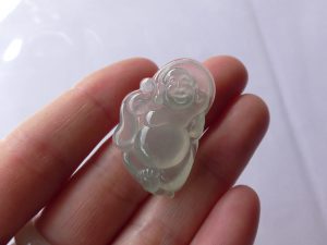 氷翡翠カービング