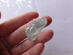 氷翡翠カービング