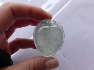 氷翡翠カービング