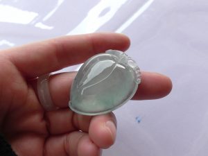 氷翡翠カービング