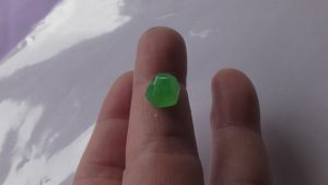 ろうかん翡翠セミカットルース