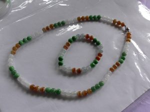 翡翠ビーズネックレス＆ブレスレット