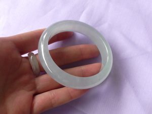 高級氷翡翠バングル