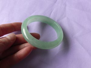 高級氷翡翠バングル