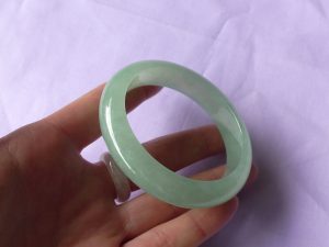 高級氷翡翠バングル