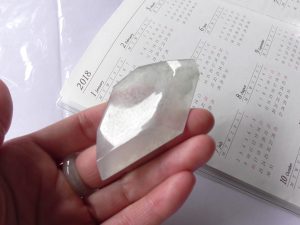 氷翡翠彫刻用原石