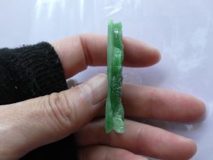 翡翠カービング