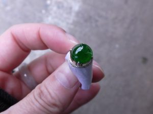 ろうかん翡翠ルース