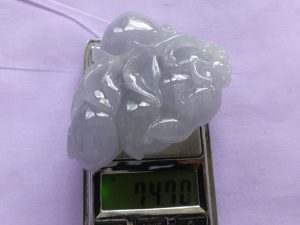 ラベンダー翡翠カービング