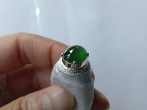 ろうかん翡翠ルース
