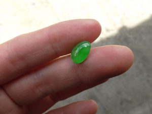 ろうかん翡翠ルース