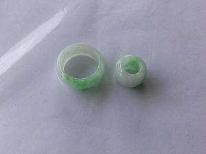 くりぬき翡翠リング&ペンダント