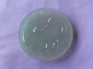 氷翡翠カービング