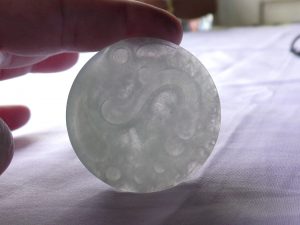 氷翡翠カービング