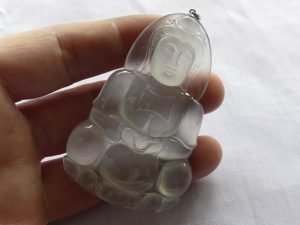 氷翡翠カービング