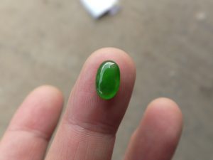 ろうかん翡翠ルース
