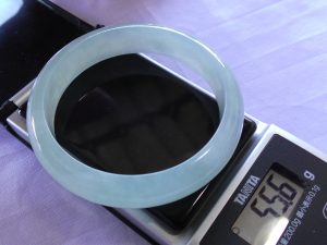 氷翡翠バングル