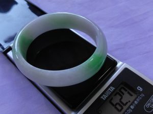 本翡翠バングル