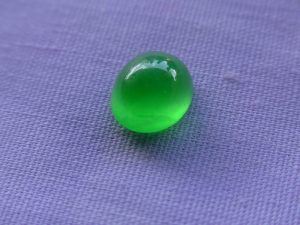 蛍光翡翠ルース