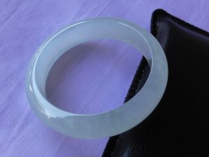 高級氷翡翠バングル