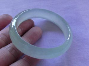 高級氷翡翠バングル
