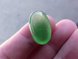 高級ろうかん翡翠ルース