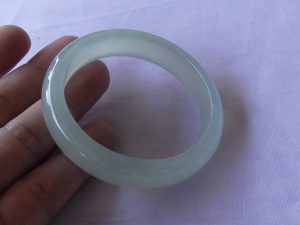 高級氷翡翠バングル