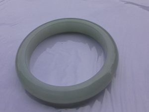 本翡翠バングル