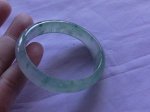 高級氷翡翠バングル