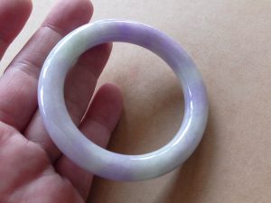 ラベンダー翡翠バングル