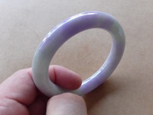 ラベンダー翡翠バングル