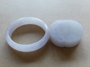 ラベンダー翡翠バングル