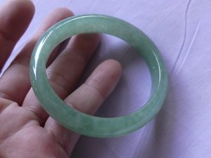 本翡翠バングル　シンシア