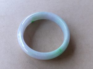 本翡翠バングル