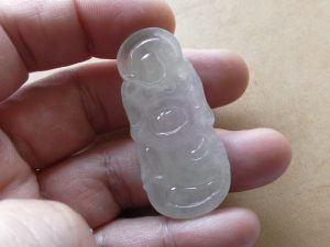 氷翡翠カービング