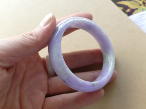 ラベンダー翡翠バングル