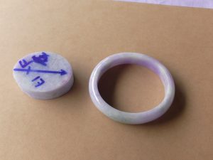 ラベンダー翡翠卵型バングル