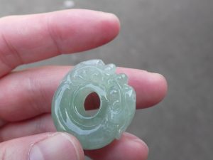 氷翡翠カービング