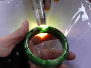老坑翡翠バングル