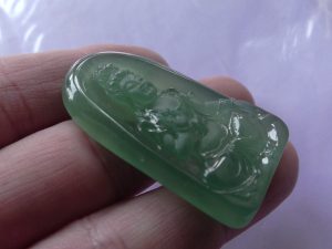 氷翡翠カービング